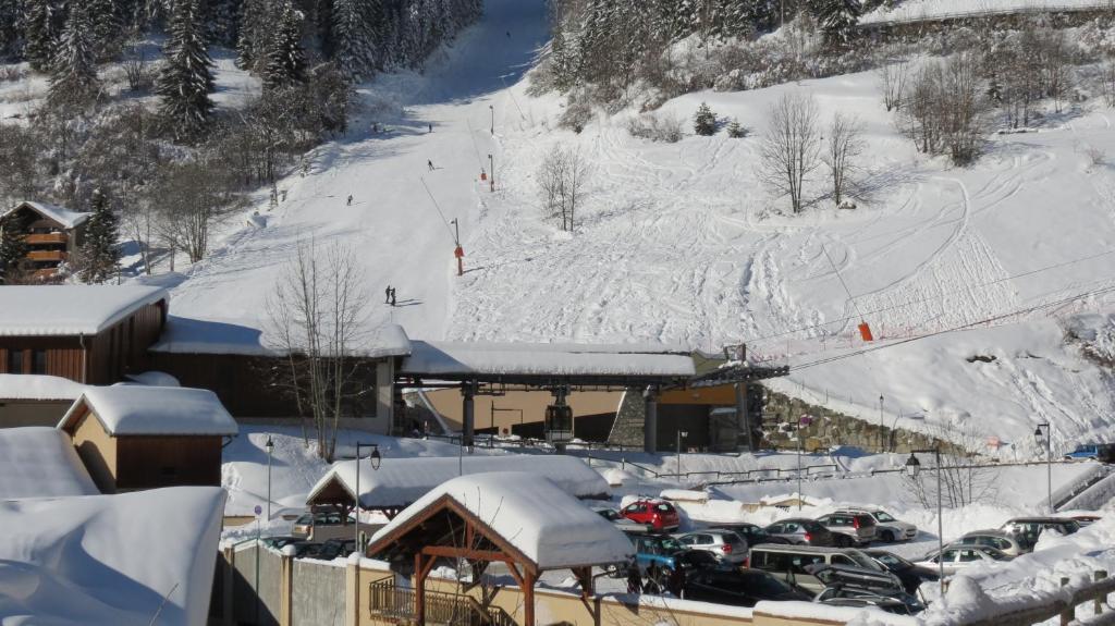 Hotel Ancolie - Champagny En Vanoise La Plagne Exterior photo